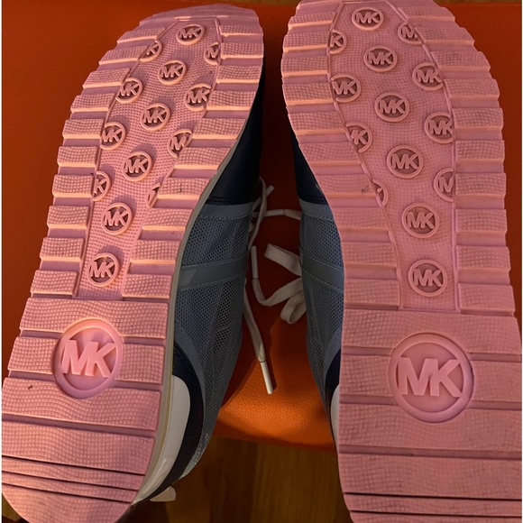 Gently worn Michael Kors Dash Trainer Small Net Mesh Sneakers - Picture 11 of 12